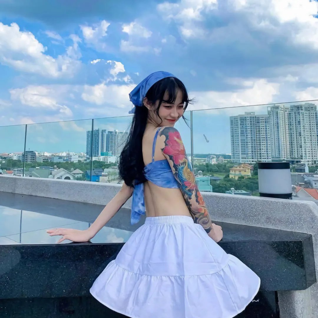 高更门边的狼